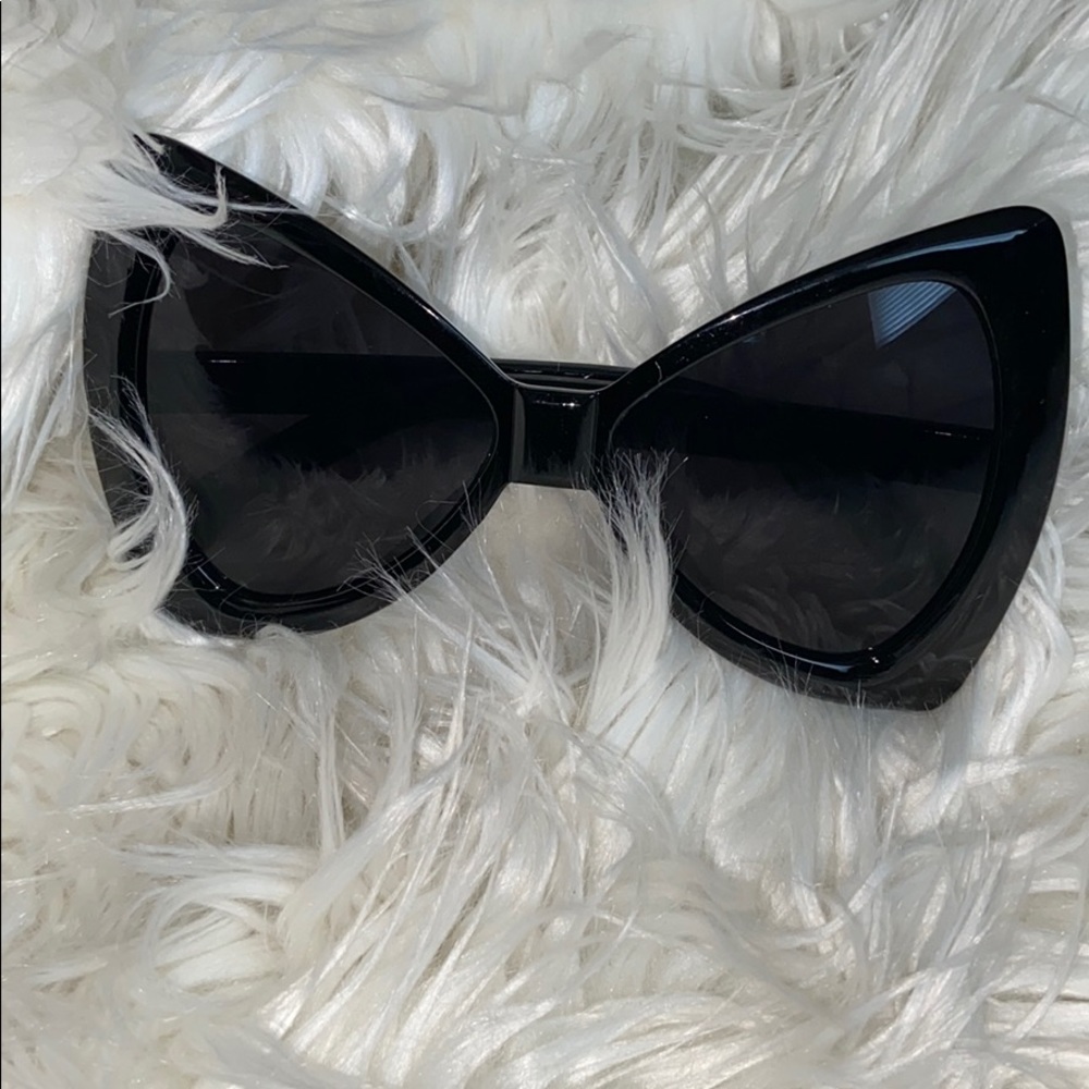 💛Large Black sunglasses💛
